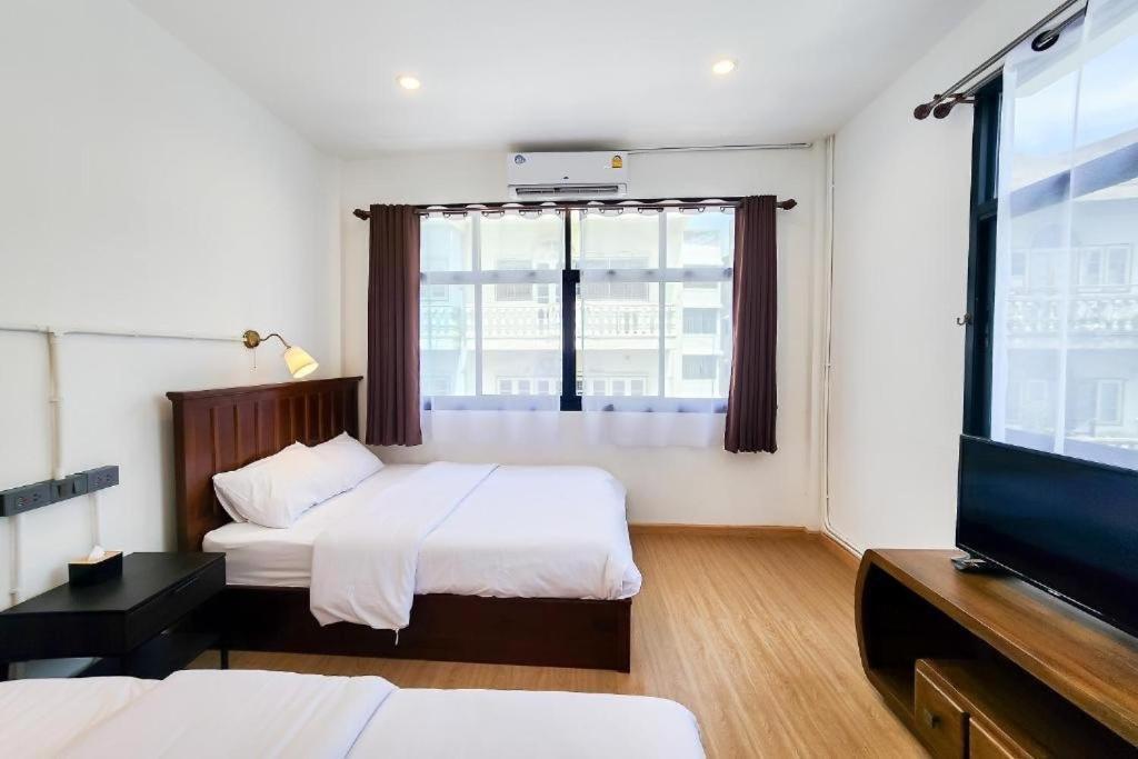 Penthouse Lamoon Hotell Bangkok Exteriör bild