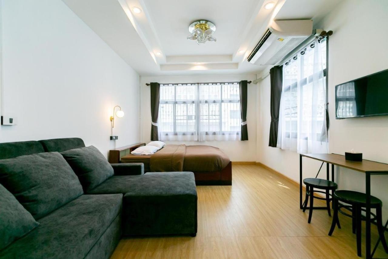Penthouse Lamoon Hotell Bangkok Exteriör bild