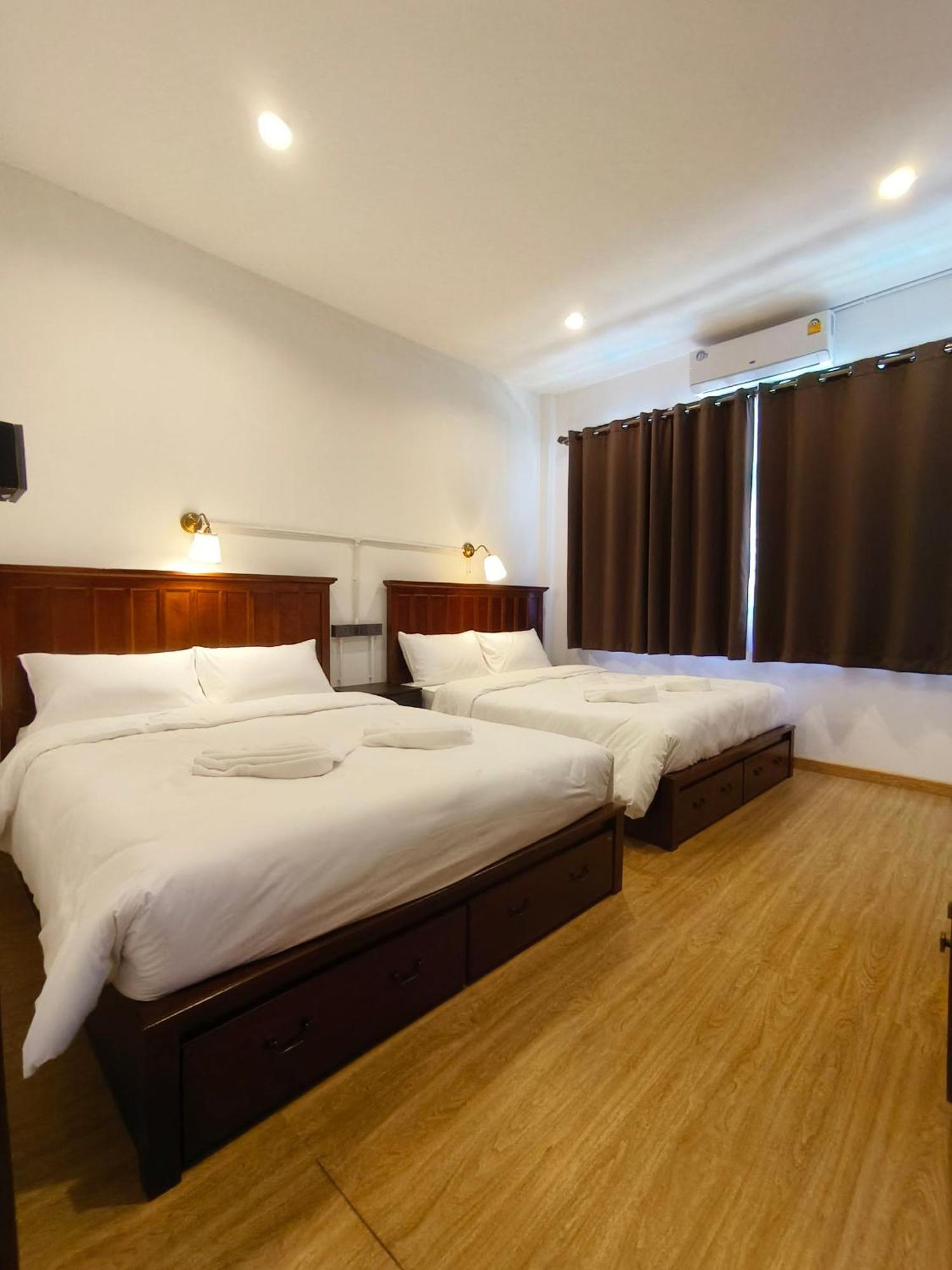Penthouse Lamoon Hotell Bangkok Exteriör bild