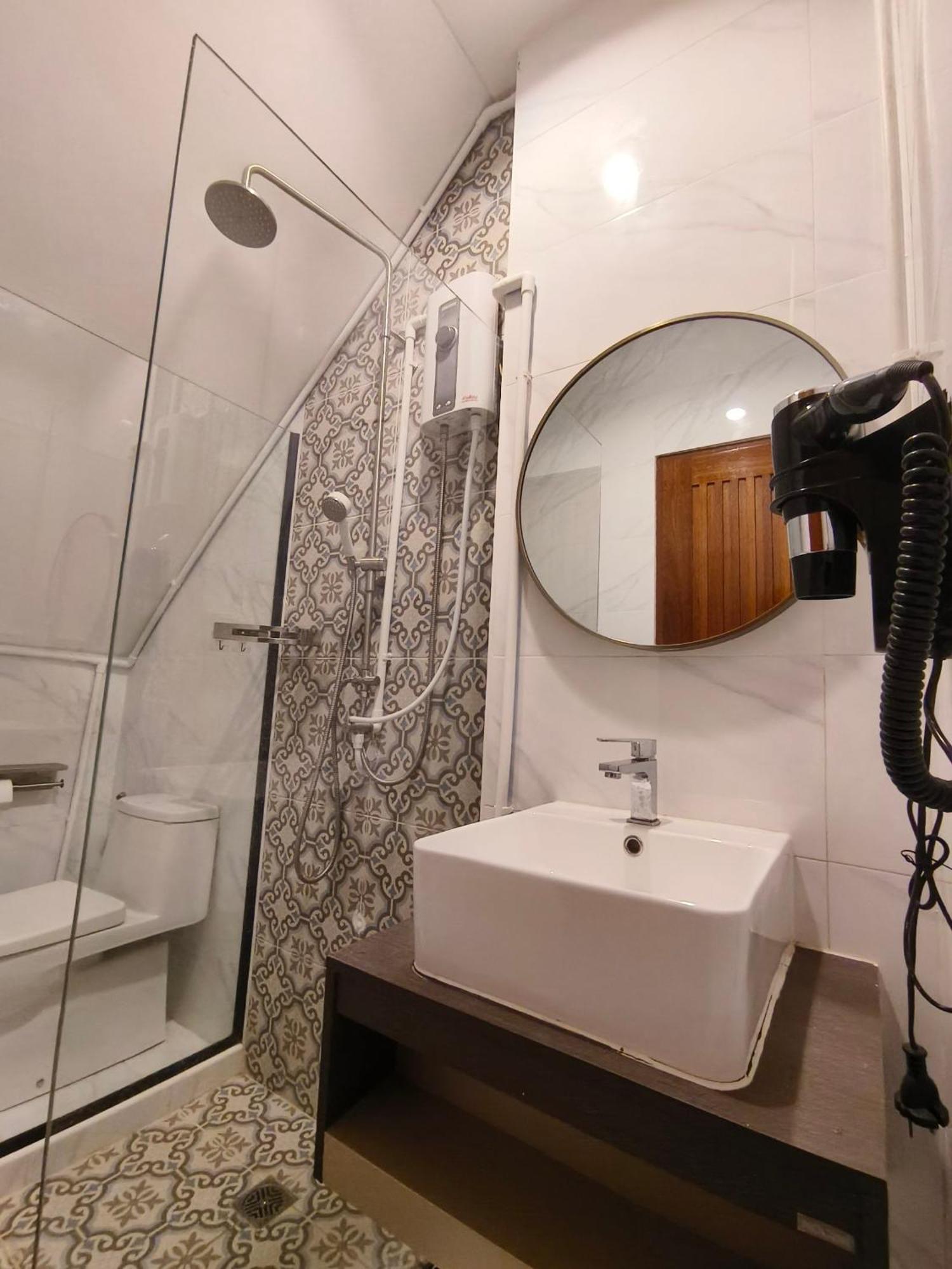 Penthouse Lamoon Hotell Bangkok Exteriör bild